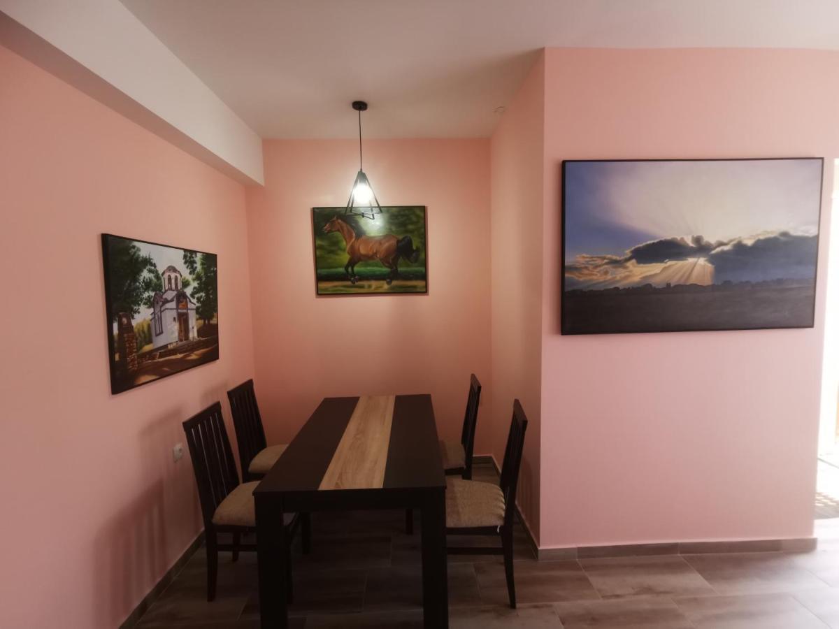 Crown Apartments 斯科普里 外观 照片