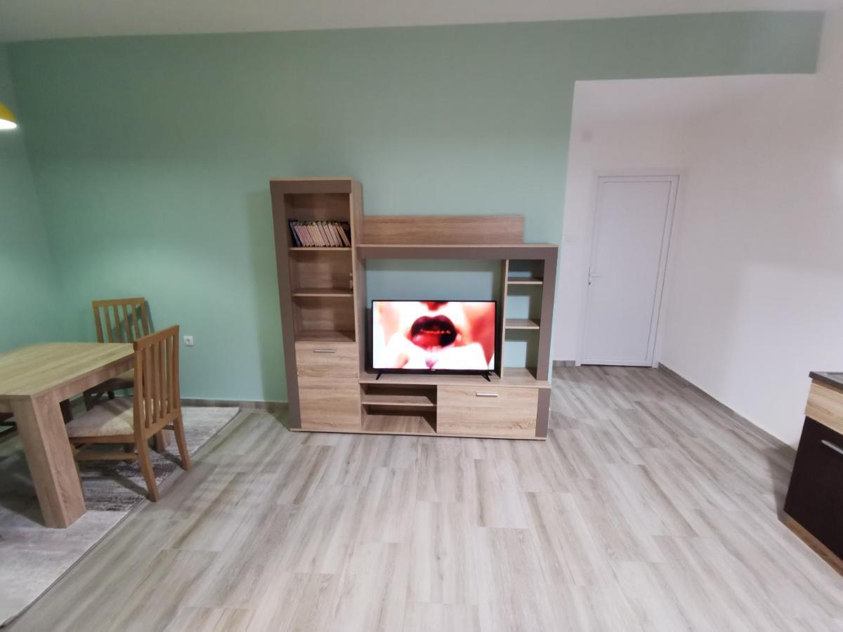 Crown Apartments 斯科普里 外观 照片