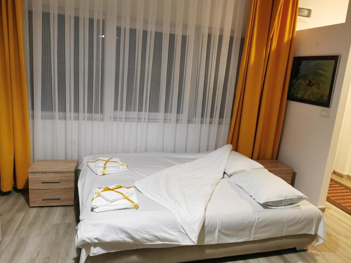 Crown Apartments 斯科普里 外观 照片