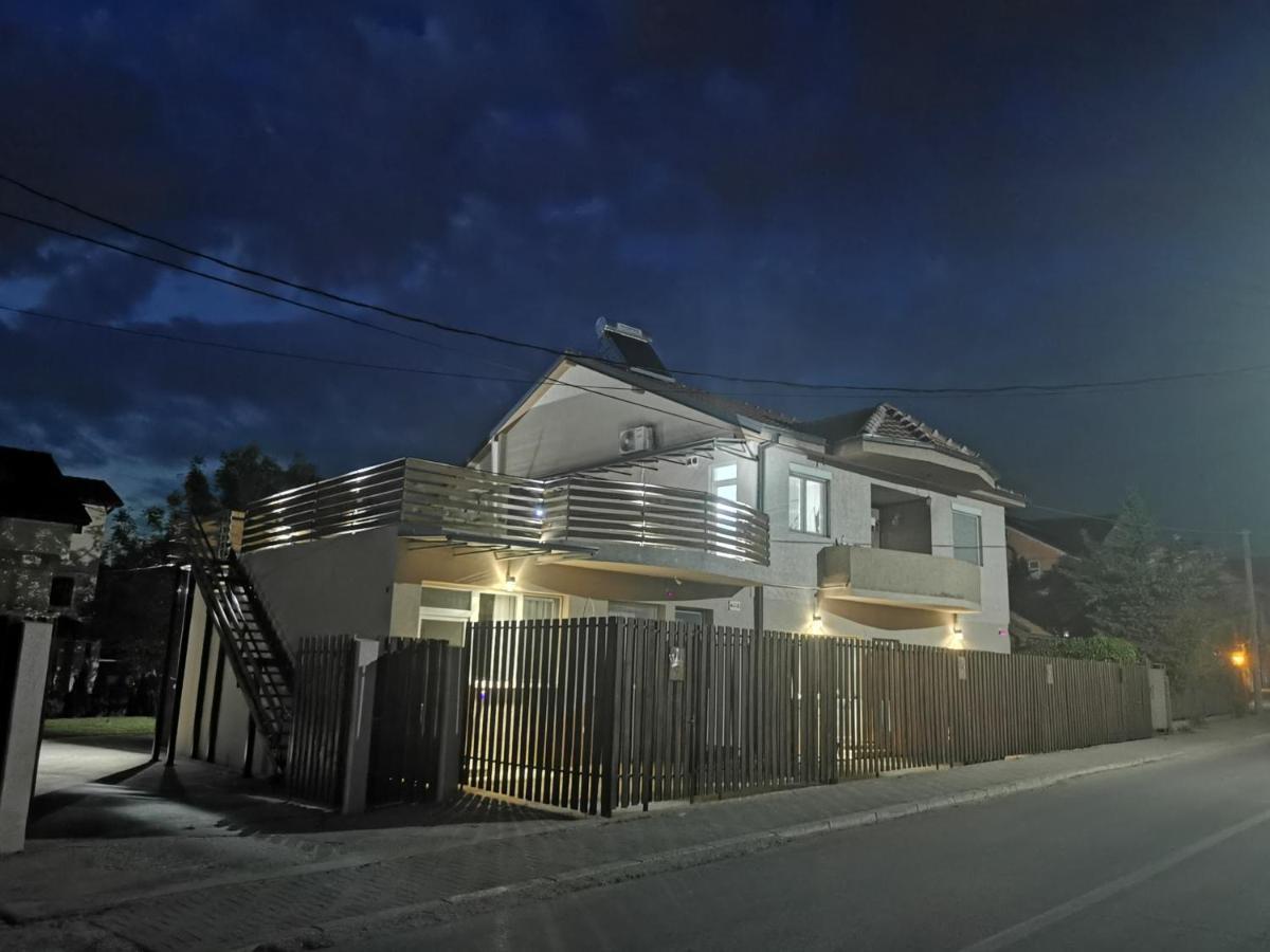 Crown Apartments 斯科普里 外观 照片